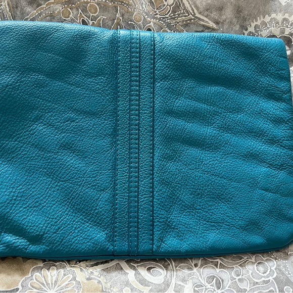 Marc Jacobs Airliner Leather Fold Over Clutch - Turquoise. - Picture 5 of 9